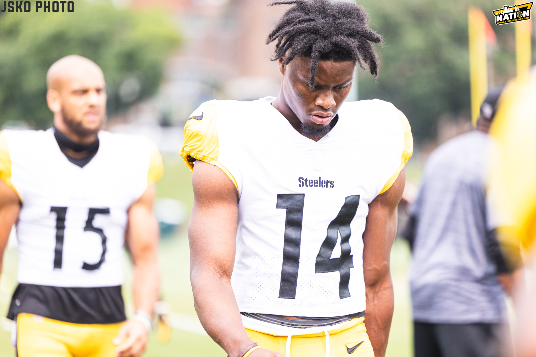 George Pickens is loving the new-and-improved vibe of the 2023 Pittsburgh  Steelers - Behind the Steel Curtain