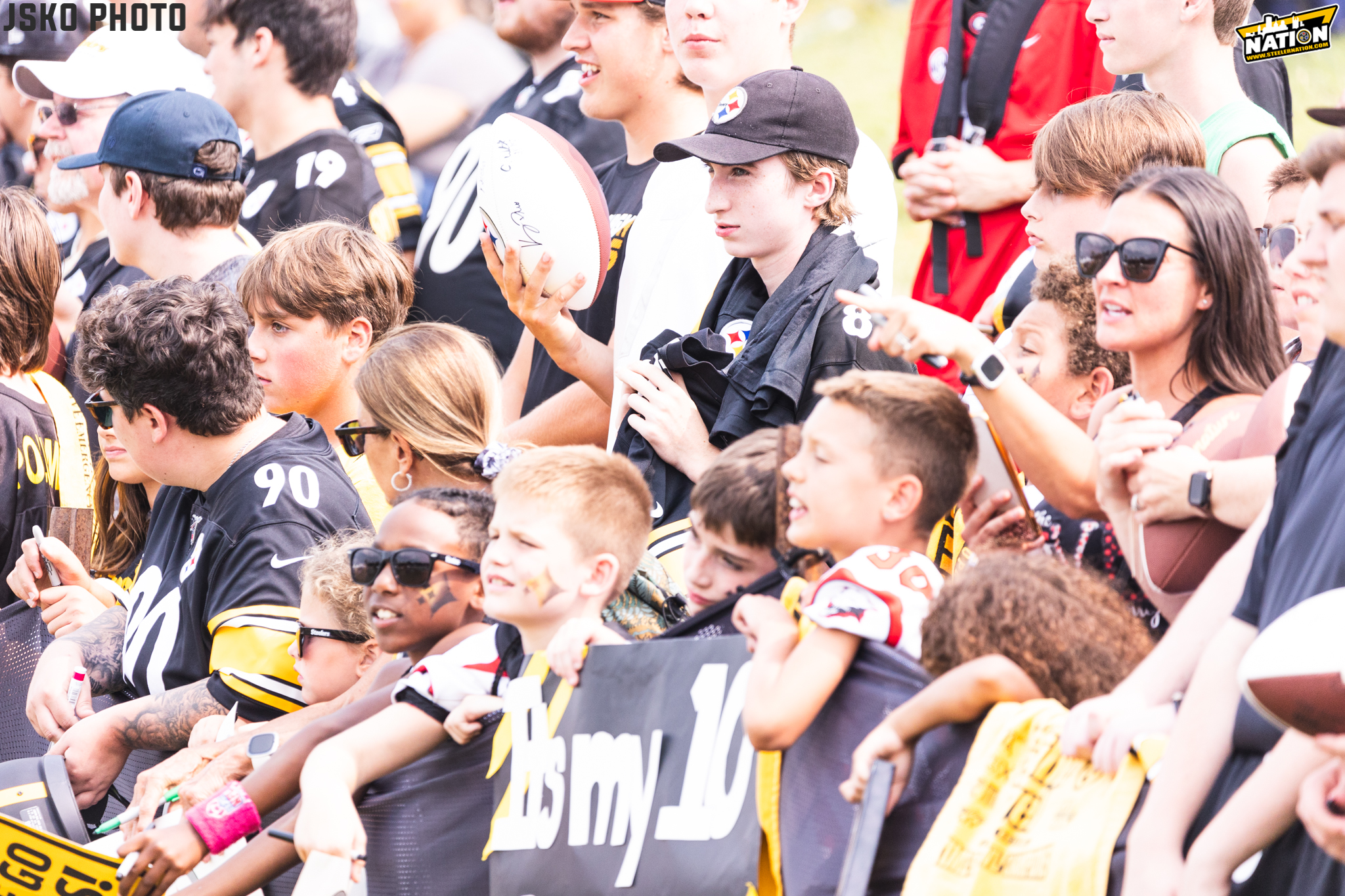 How digital payments are changing Steelers fan engagement