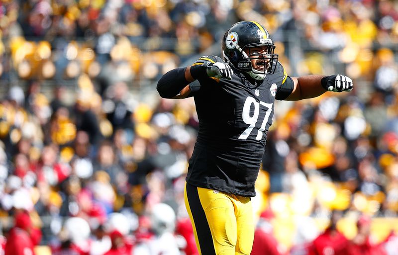 Steelers' Heyward'S Contract: A Game Of Chicken! - w29kob0