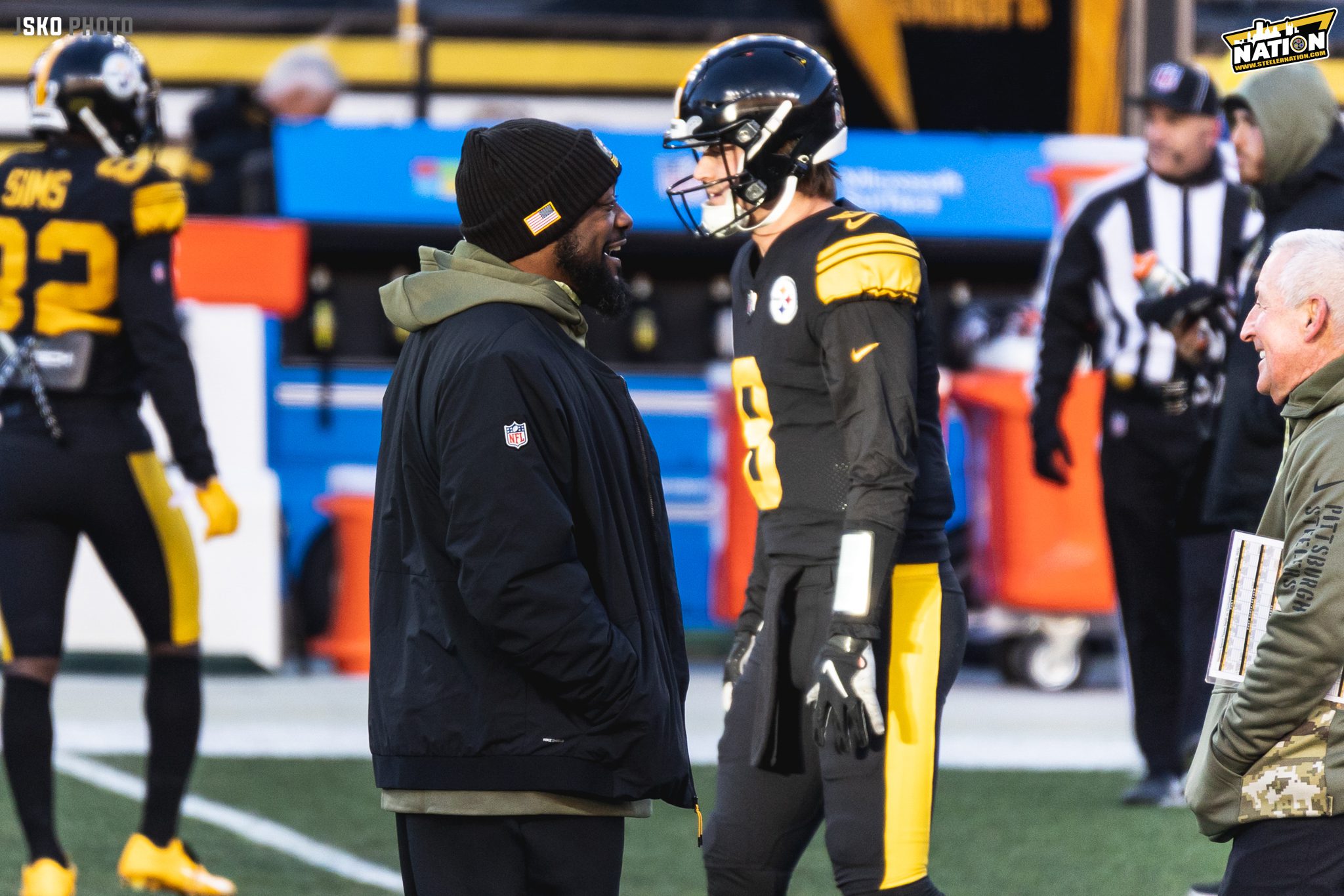 Steelers' Mike Tomlin Unsure About Acquiring Quarterbacks In Free