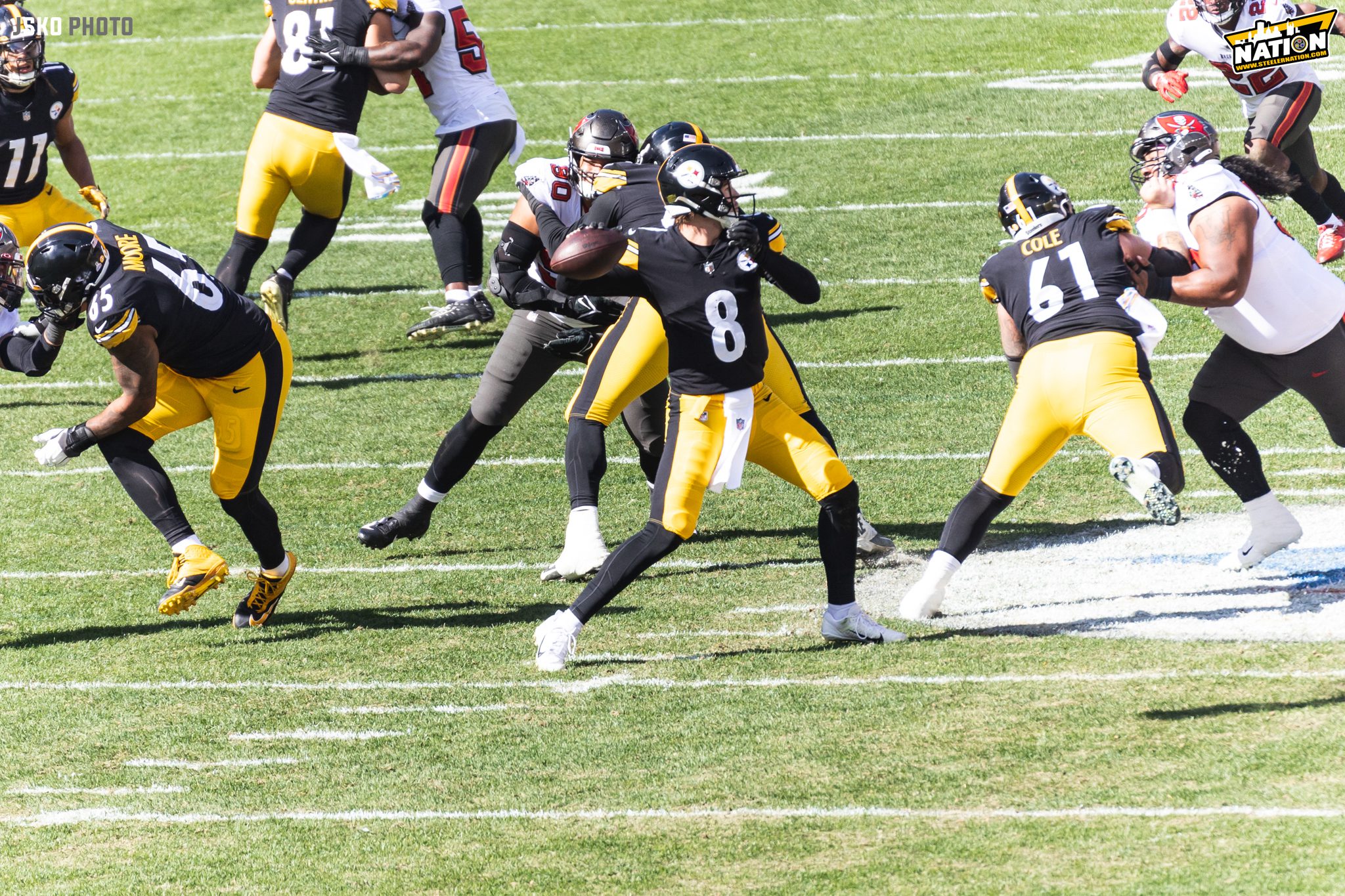 Former Member Of Steelers Organization Would Easily Prefer Zach Wilson