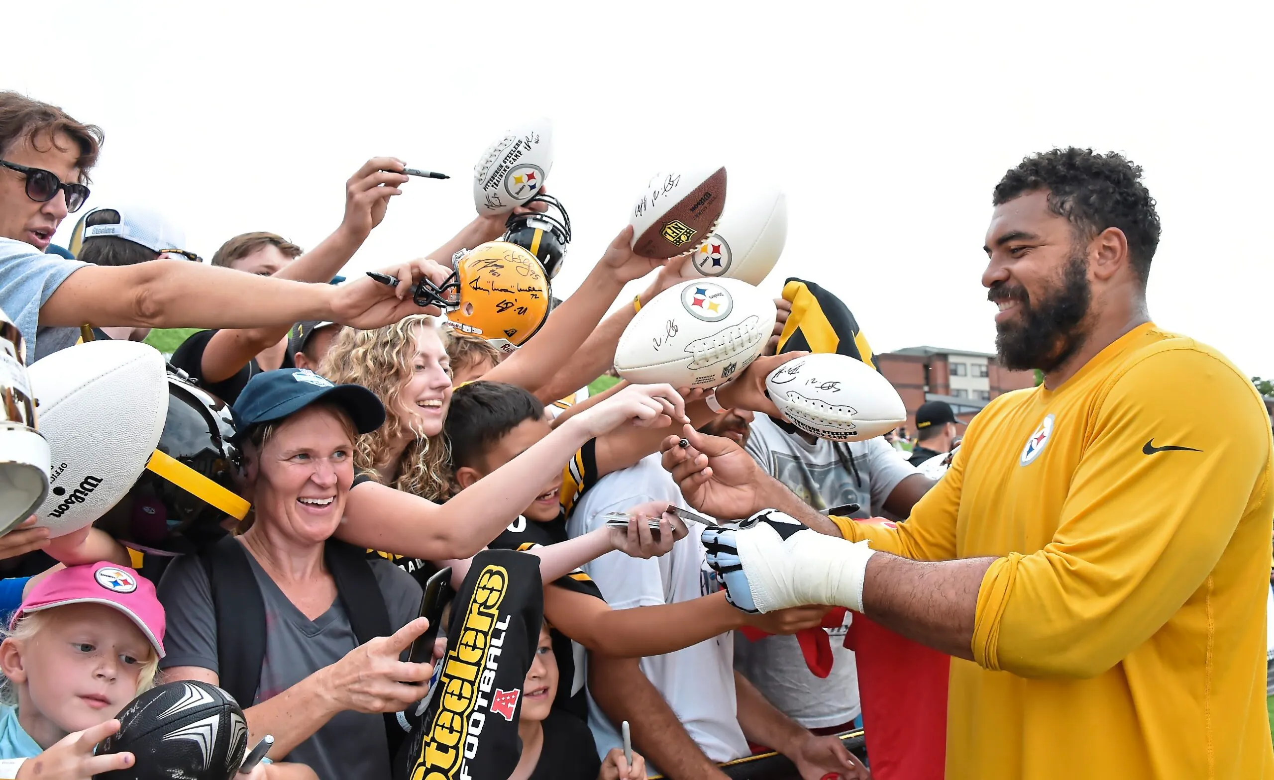 Jason Mackey'S Exclusive: The Truth About Cam Heyward’S Off Field Personality - qkeelv6