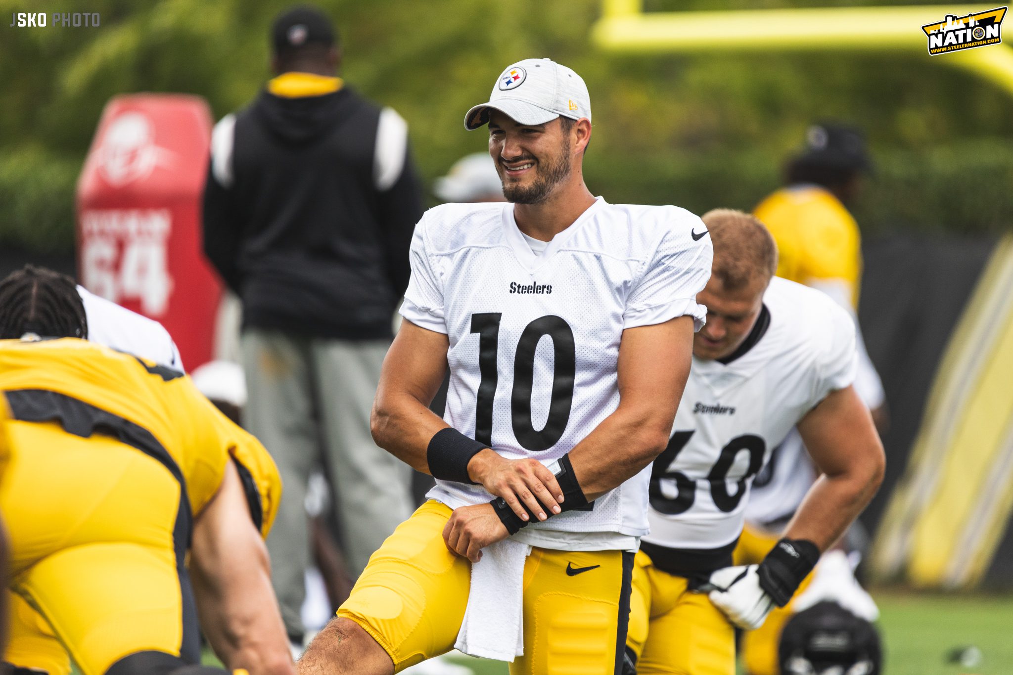 NFL Insider Believes Steelers' Extension Of Mitchell Trubisky Saved Him  From Being Released