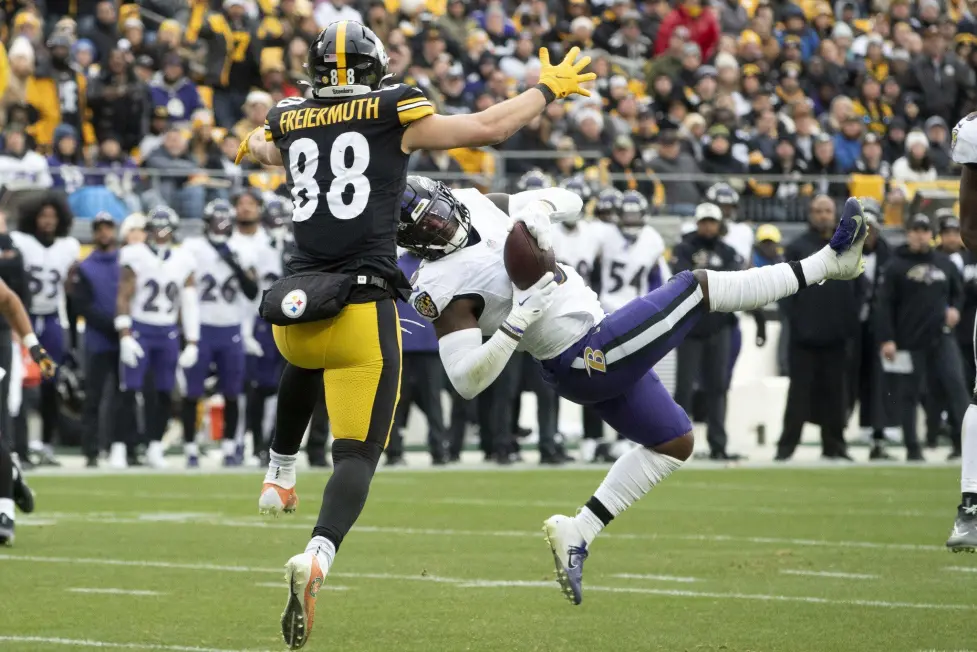 Steelers’ Patrick Queen Sends Massive Message To Ravens Fans “You Know
