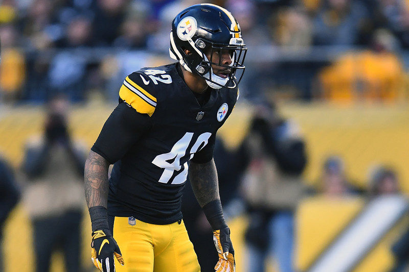 ESPN Hilariously Names Eric Ebron Steelers Worst Free Agent