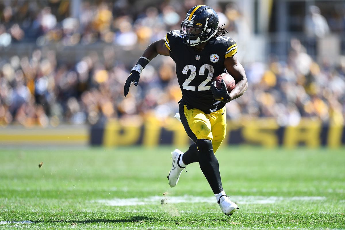 Steelers' Najee Harris Continues To See Disrespect But Kay Adams Says She  Isn't Buying