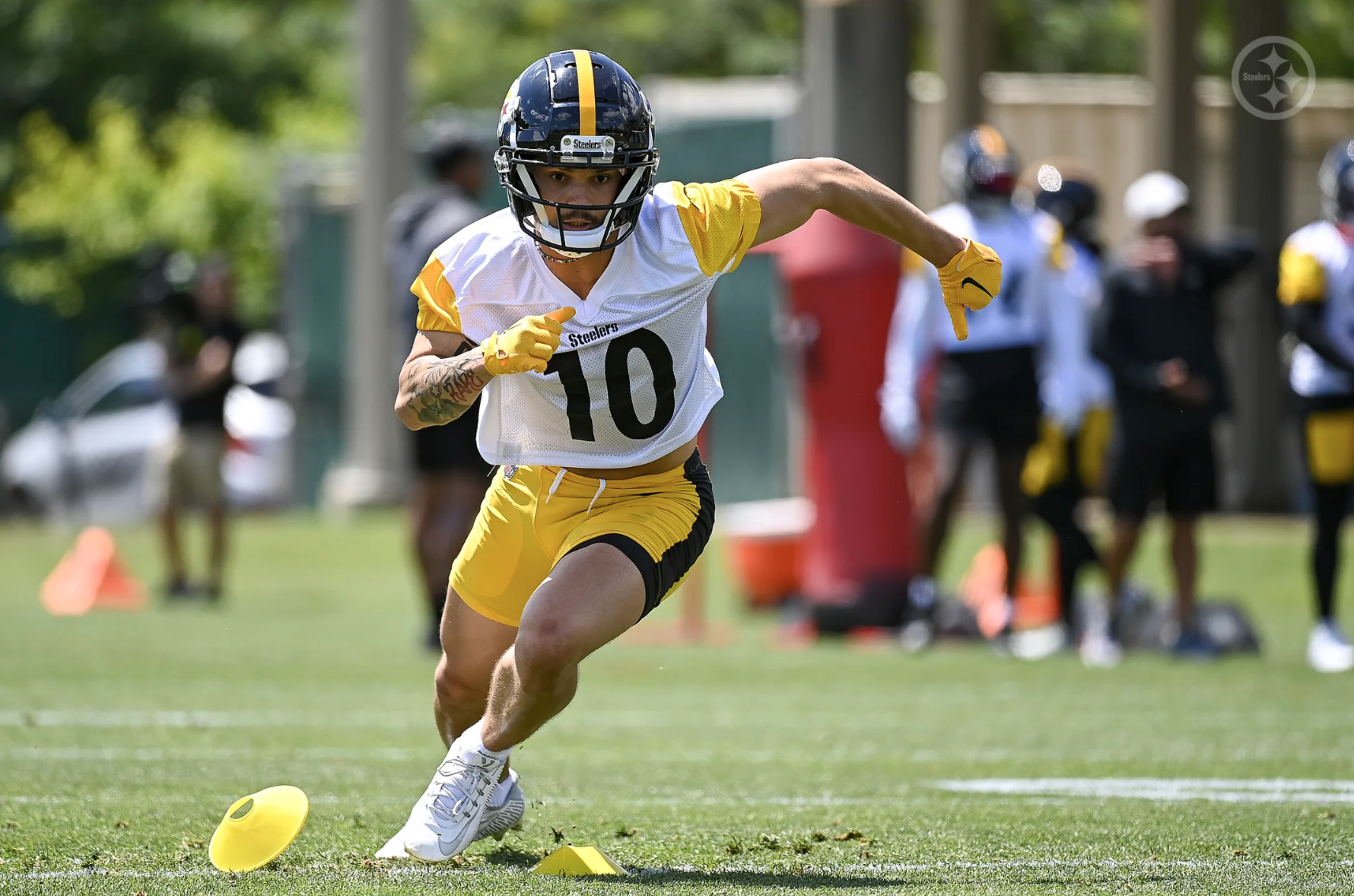Insider: Steelers Need Roman Wilson To Prove He Belongs Quickly: "He Has  Not Done Anything"