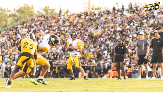 Steelers Aaron Rodgers Pat Freiermuth