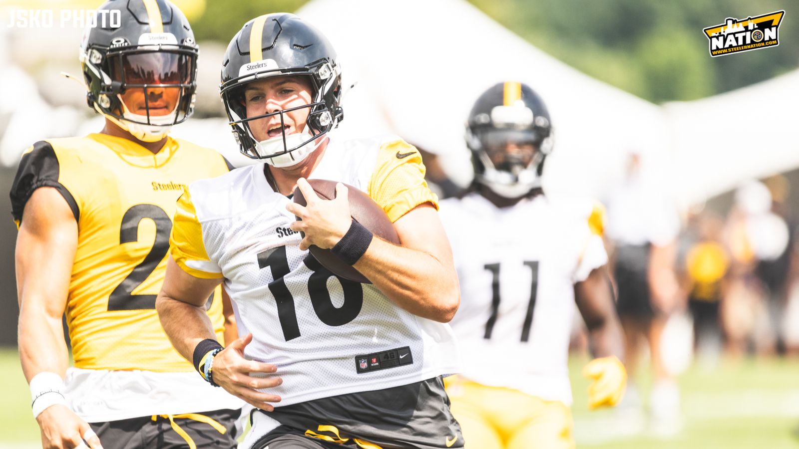 Evaluating the Quarterback Competition Inside the Steelers Organization (Steelers). Photo by Jordan Schofield / SteelerNation (X: @JSKO_PHOTO)