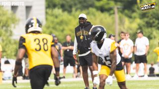 Steelers' Mike Tomlin Gives Critical Advice To 1 Important Rookie (Steelers News). Photo by Jordan Schofield / SteelerNation (X: @JSKO_PHOTO)
