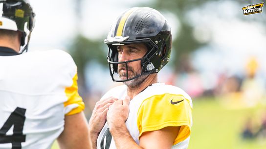Steelers' Aaron Rodgers Makes Bold Verdict On Rookie Protecting Him (Steelers News)