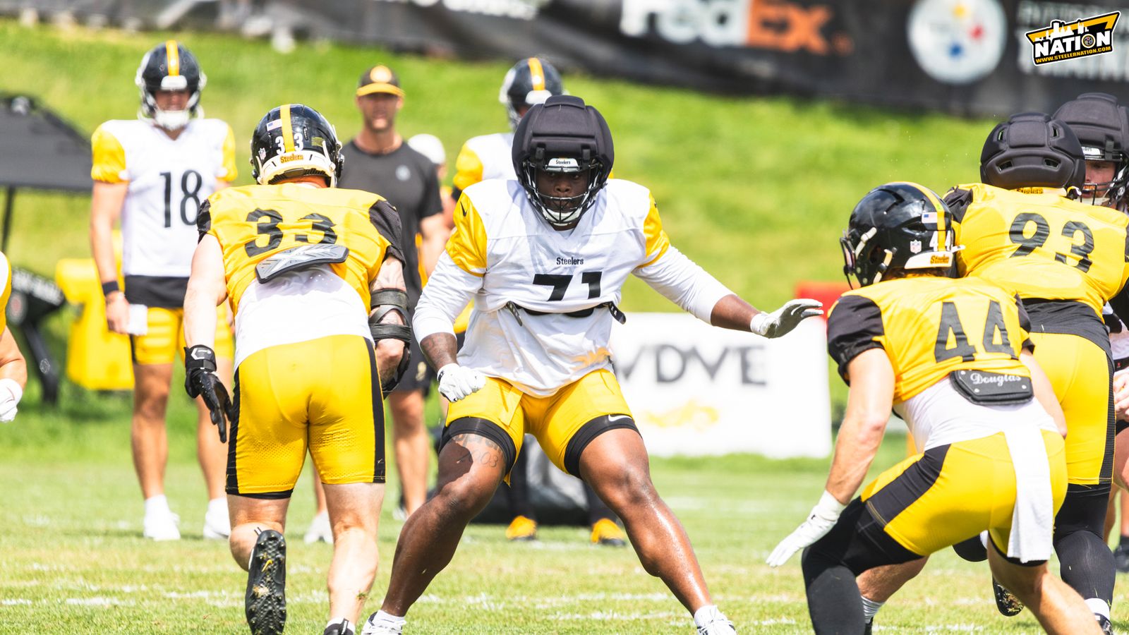 Steelers' Mike McCarthy Got Honest About Max Iheanachor's Shaky Start After Loss To Bills