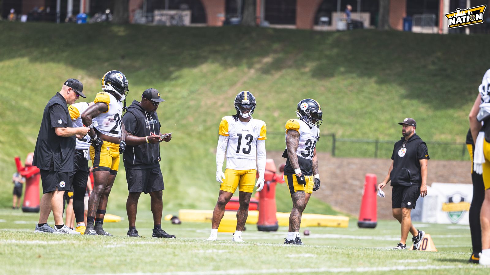 The Steelers' Backfield Timeshare Is The Fantasy Question Nobody Has Answered Yet (Steelers). Photo by Jordan Schofield / SteelerNation (X: @JSKO_PHOTO)