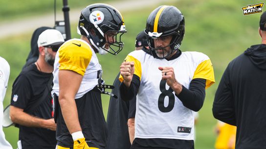 Steelers Aaron Rodgers Pat Freiermuth