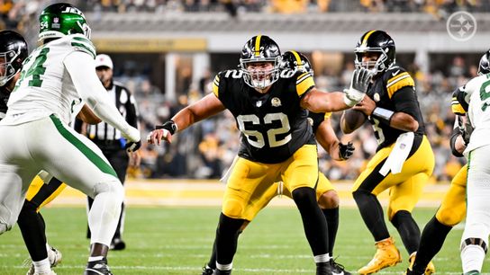 Steelers' Ryan McCollum blocking during a Week 7 game against the New York Jets Steelers' Ryan McCollum blocking during a Week 7 game against the New York Jets