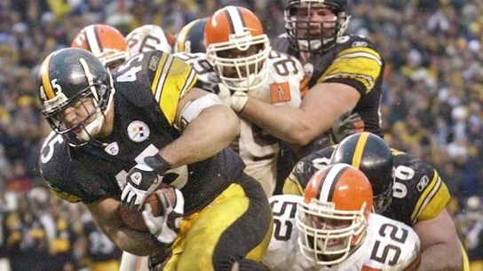 Steelers Chris Fuamatu-Ma’Afala Steelers Chris Fuamatu-Ma’Afala