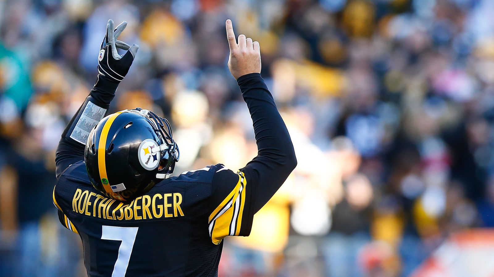 Steelers' Ben Roethlisberger Explains Exactly What Aaron Rodgers Got Wrong In Week 2 (Steelers News). Photo by Jared Wickerham / Getty Images