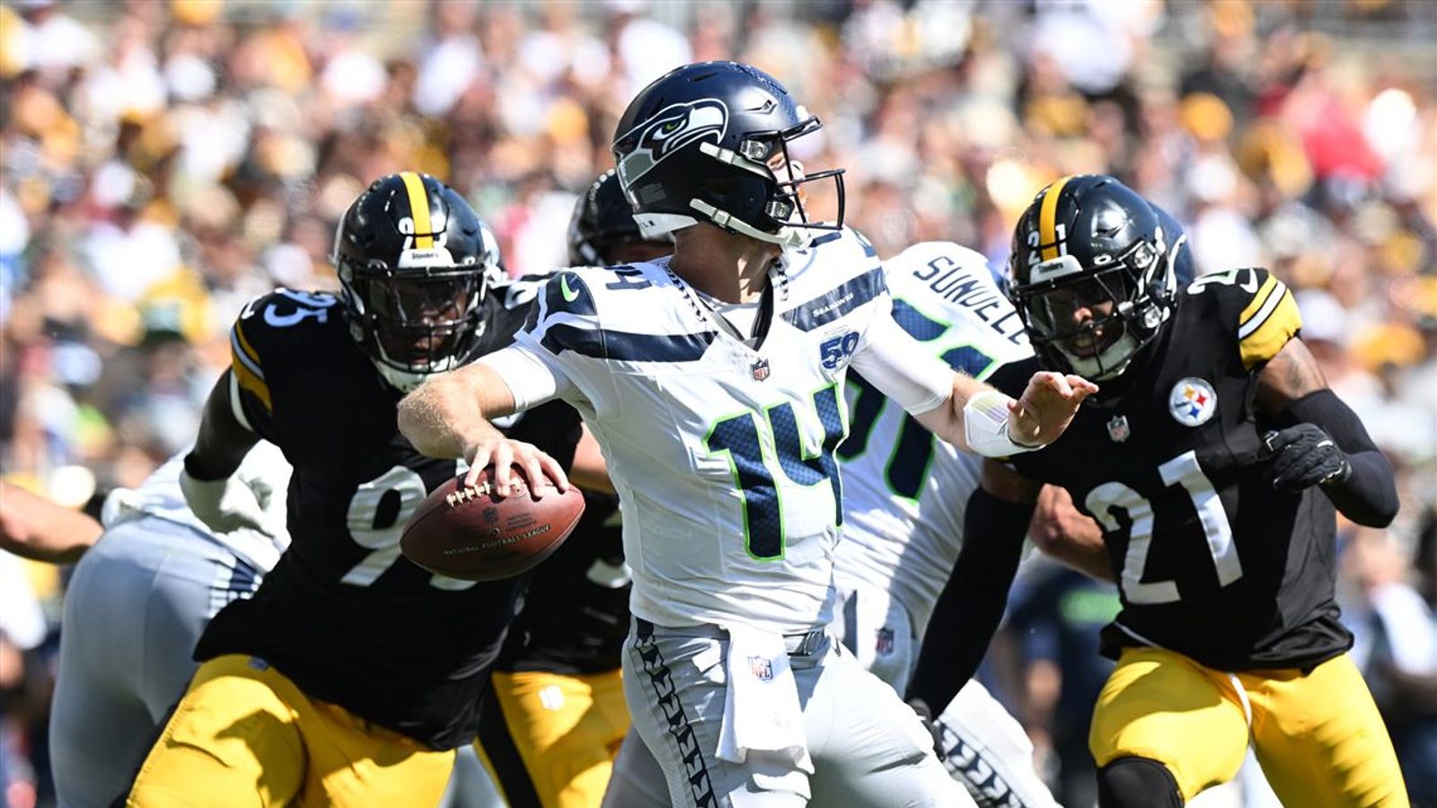 Steelers' Mike Tomlin Under Fire Now As Sam Darnold And Aaron Rodgers Decisions Spark Outrage (Steelers News). Photo by Sebastian Foltz / Post-Gazette