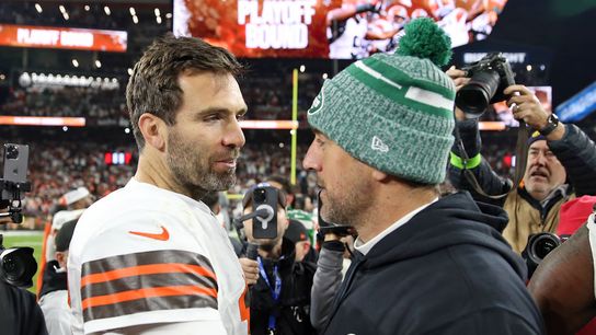 Steelers' Aaron Rodgers Gets Very Honest About Joe Flacco's Age. Photo by Joshua Gunter / cleveland.com