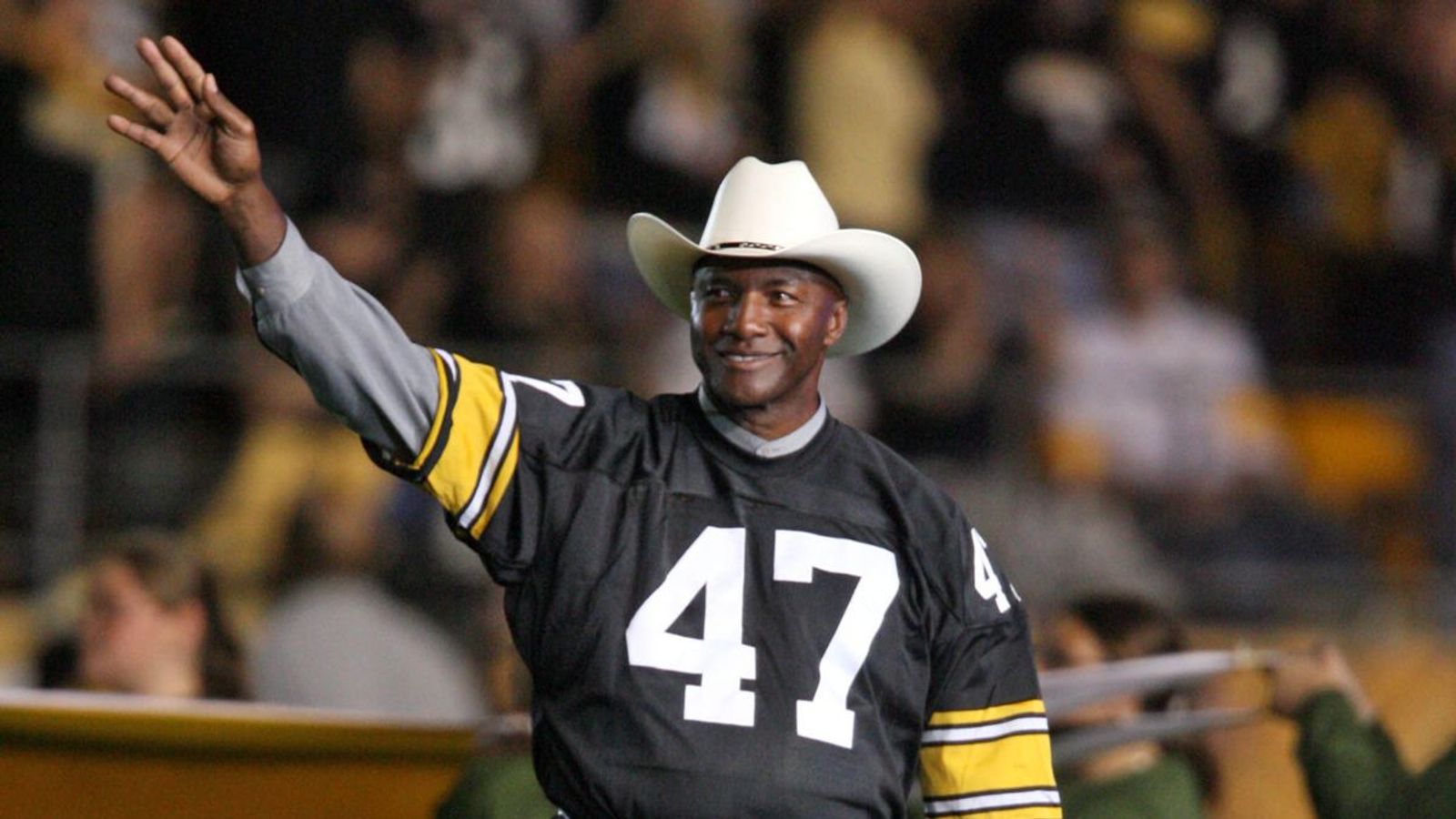 "CONGRATULATIONS: Pittsburgh Steelers legend Mel Blount has been inducted into the National Football Hall of Fame for his many years of dedication and service to the team. His statement to the fans...-ETH