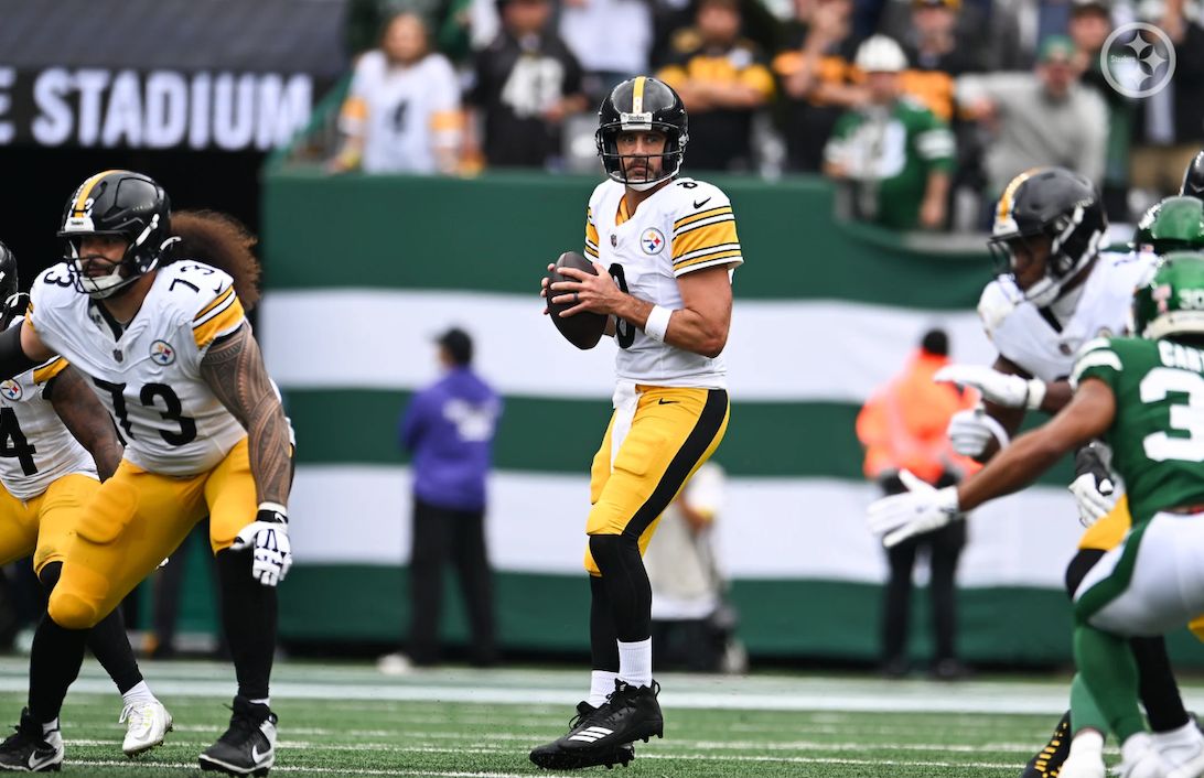 Steelers' Aaron Rodgers Steelers' Aaron Rodgers