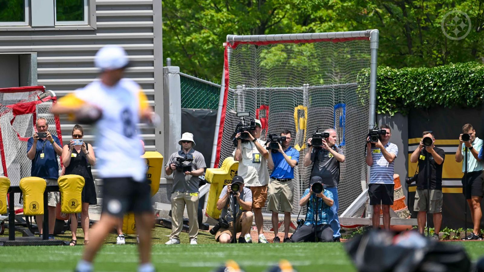 Steelers Could Make Aaron Rodgers' "Dream Pairing" At Wide Receiver Happen Quickly (Steelers News). Photo by Alysa Rubin / Pittsburgh Steelers