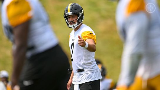 Steelers' Mason Rudolph Got Called Out For "Glazing" Aaron Rodgers In Hilarious Fashion (Steelers News)