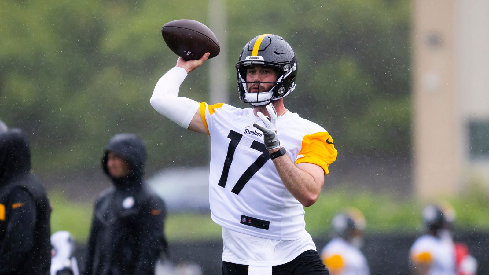 Steelers QB Skylar Thompson Makes Direct Statement About Will Howard's Injury