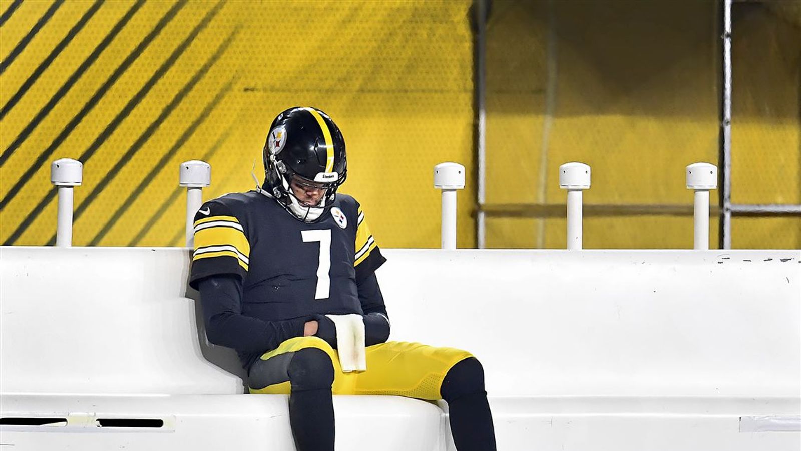 Steelers' Antonio Brown Goes On Crazy Rant About Ben Roethlisberger (Steelers News). Photo by Peter Diana / Pittsburgh Post-Gazette