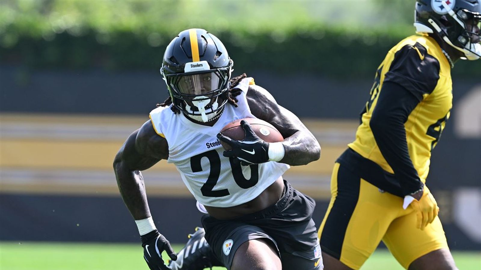 Steelers Seriously Almost Landed Ollie Gordon II Over Kaleb Johnson In 2025 (Steelers News). Photo by Sebastian Foltz / Pittsburgh Post-Gazette