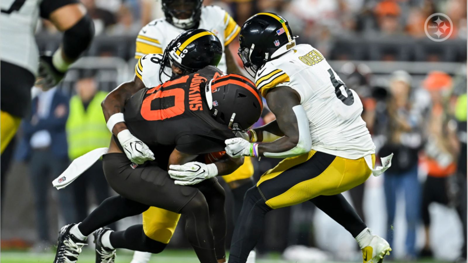 Steelers' Patrick Queen Receives Harsh Verdict Following Ugly Week 4 Performance (Steelers News). Photo by Karl Roser / Pittsburgh Steelers