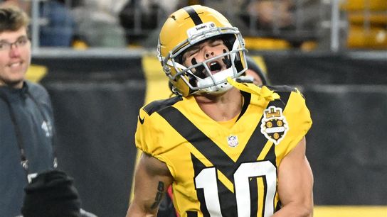 Steelers Could Be Patriots Perfect Trade Partner For Exciting Offensive Weapon (Steelers News)