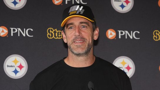 Top Analyst Knows The Steelers Have A Perfect Backup Plan To Aaron Rodgers: "Roll With Him". Photo by Kirby Lee / Imagn Images