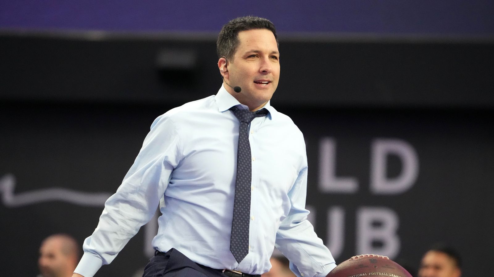 Steelers' Alex Highsmith Has Likely Destination Revealed As Trade Talks Heat Up (Steelers News). Photo by Kirby Lee / Imagn Images