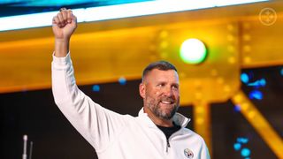"Ben's Been A Great Resource": Steelers QB Will Howard Opens Up About His Relationship With Ben Roethlisberger (Steelers News). Photo by Jared Wickerham / Pittsburgh Steelers