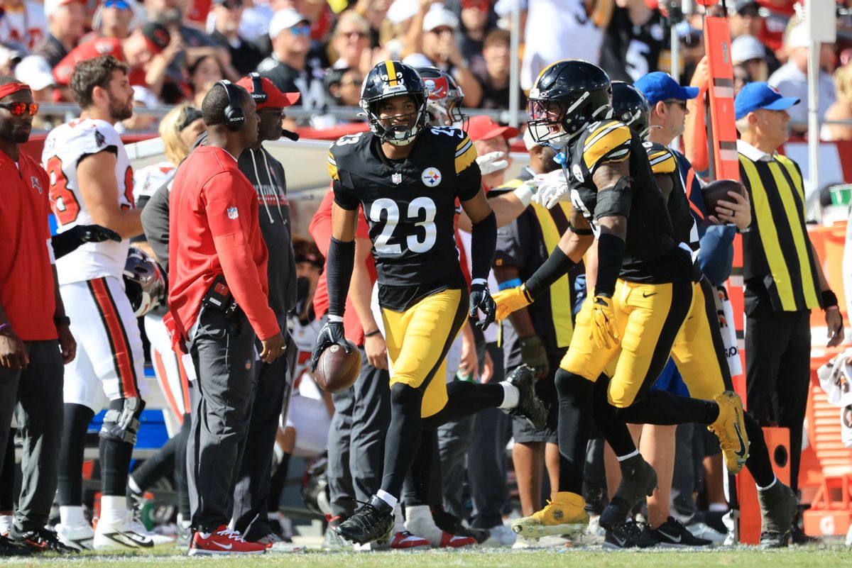 Steelers' Daylen Everette
