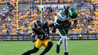 Steelers' Bizarre Situation With DeShon Elliott Leaves The Coaching Staff With Questions To Answer (Steelers News). Photo by Barry Reeger / Imagn Images