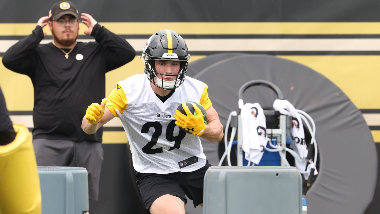 Steelers Rookie Eli Heidenreich Expected To Have Major Impact: "Movable Chess Piece" (Steelers News). Photo by Charles LeClaire / Imagn Images