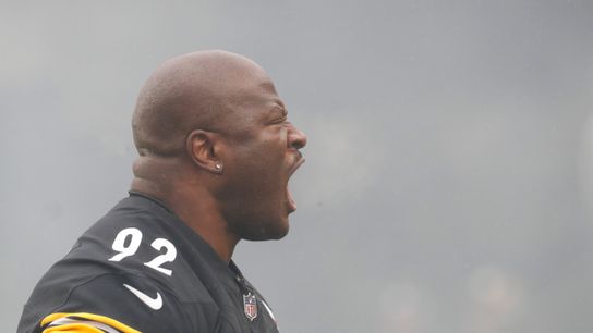 James Harrison Drops Repulsive Truth About Steelers' "Disrespectful" Contract Offers (Steelers News)
