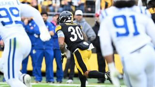Steelers' Jaylen Warren Gets Honest About His Success With Rico Dowdle Sidelined (Steelers News). Photo by Barry Reeger / Imagn Images