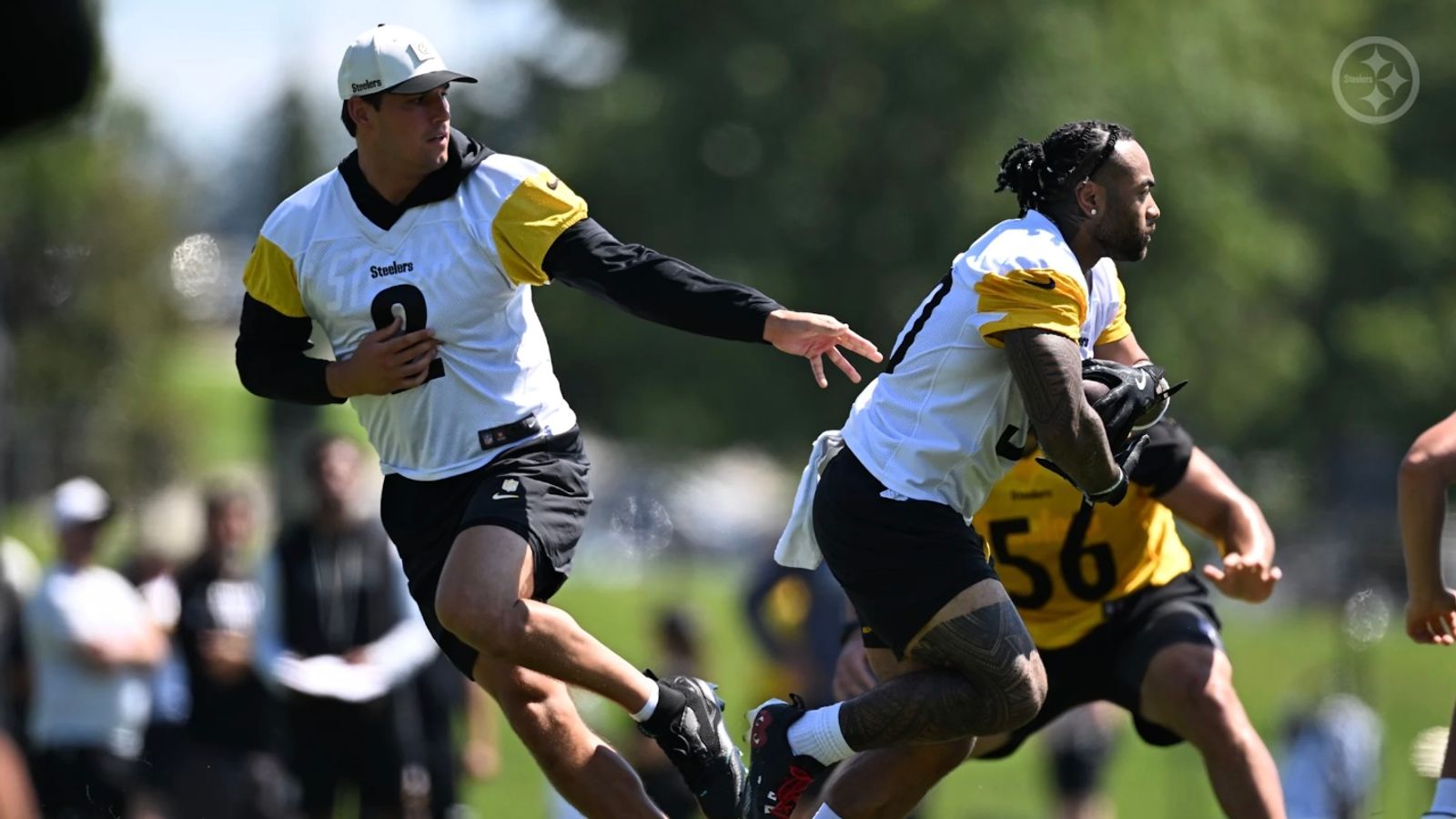 Steelers' Jaylen Warren Gets Bad News As Offensive Plan Takes Shape For 2026 (Steelers News). Photo by Jordan Perez / Pittsburgh Steelers