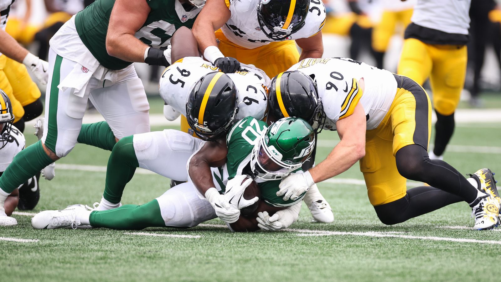 Steelers Can Pull Off Unexpected Trade To Acquire Another First-Round Pick (Steelers News). Photo by © Wendell Cruz / Imagn Images