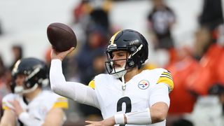 Steelers Have Some Fans Blinded By False Narratives Surrounding The Quarterback Situation (Steelers News). Photo by Scott Galvin / Imagn Images