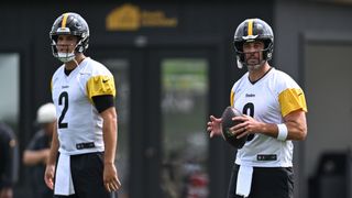 Steelers QB Gets Critical Over The Way Mike Tomlin Used To Run The Show In Pittsburgh (Steelers News). Photo by Barry Reeger / Imagn Images