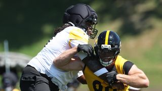 "He's Eager To Get Better": Steelers' Mason McCormick Gives Fans An Update On Max Iheanachor (Steelers News). Photo by Charles LeClaire / Imagn Images