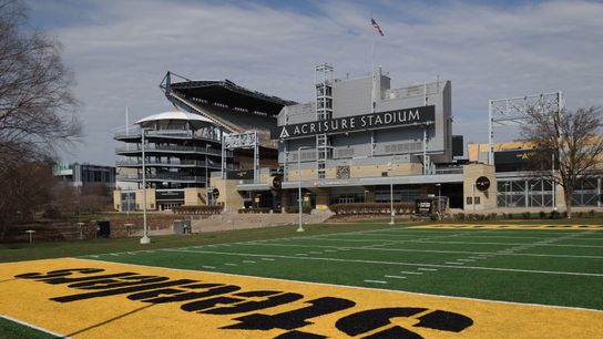 Signs For Concern Arise As Draft Expert Has Steelers Zeroing In On Absurd Selection (Steelers News)