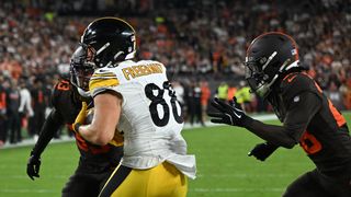 Steelers' Pat Freiermuth Addresses Mike McCarthy's Controversial Comments About The 2026 Season (Steelers News). Photo by Ken Blaze / Imagn Images