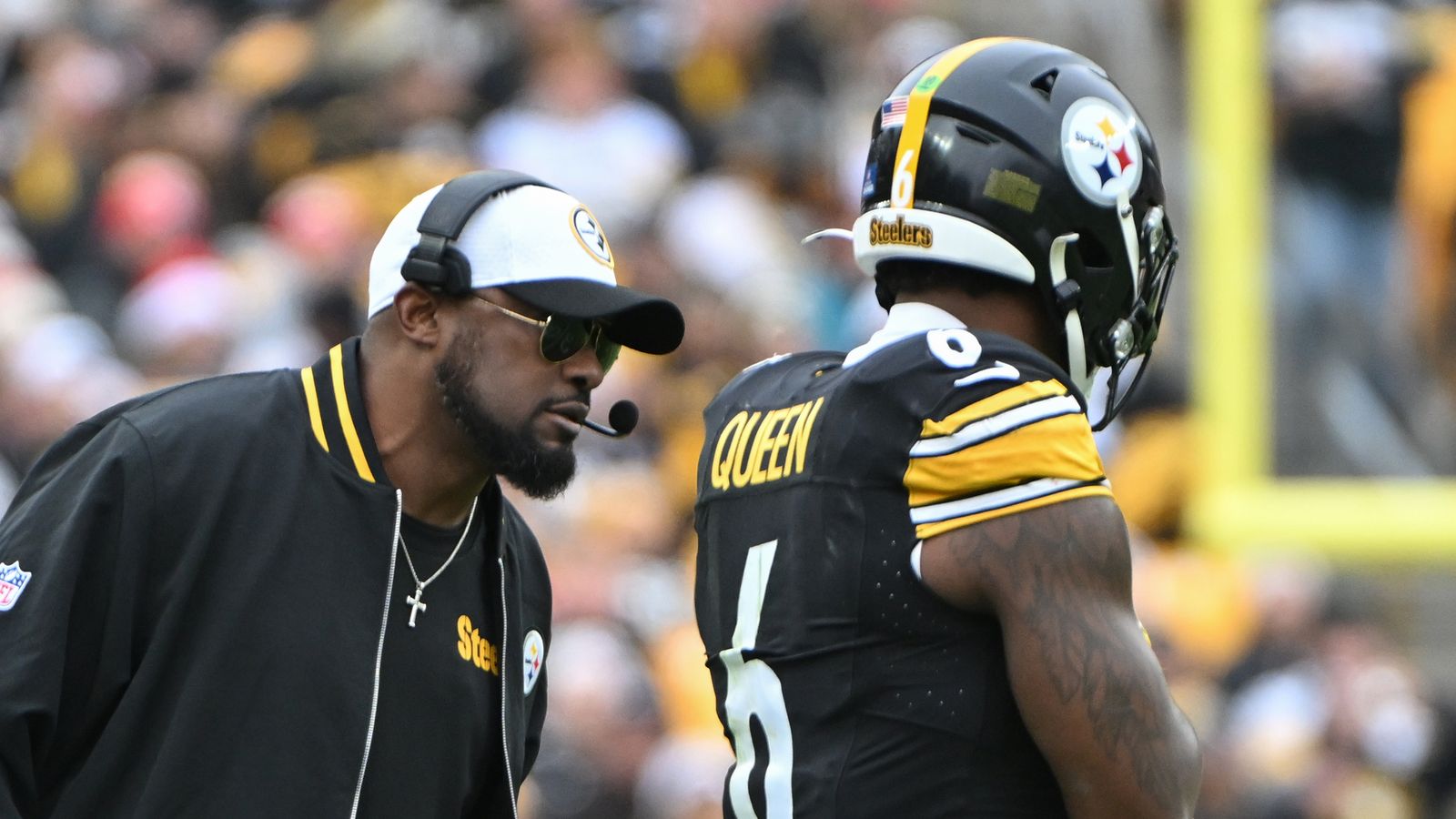 Steelers' Patrick Queen "Absolutely" Ready For A New Defensive Coordinator After Two Years Of Teryl Austin (Steelers News). Photo by Barry Reeger / Imagn Images