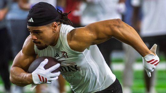 Steelers' Riley Nowakowski