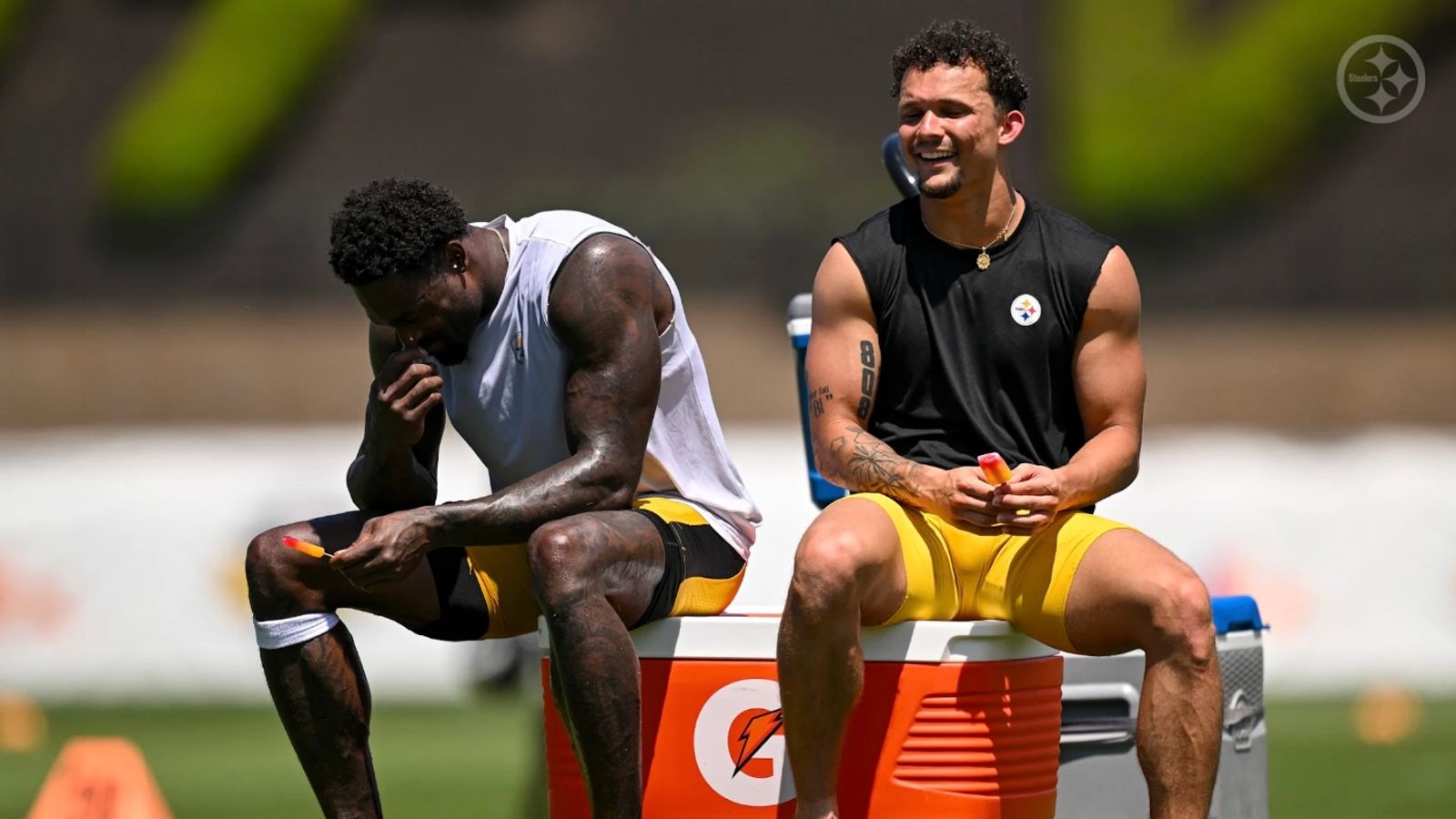 Steelers' Aaron Rodgers Gives Behind The Scenes Details Of Boosting The Chemistry With His Offensive Weapons (Steelers News). Photo by Jordan Perez / Pittsburgh Steelers